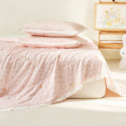 91家纺网 家纺一手货源 找家纺 （总）全棉镂空花边针织凉感被 夏被 凉感丝夏凉被 空调被 小清新 公主风 小碎花 卡通 针织被 法式