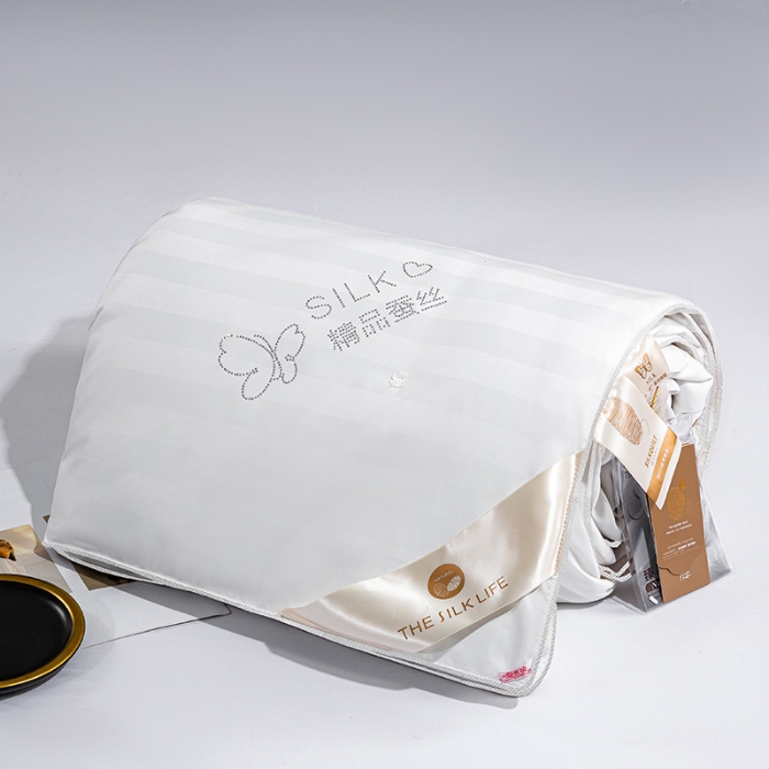 91家纺网 家纺一手货源 找家纺 （总）保真100%蚕丝被夏被蚕丝夏被 纯蚕丝被夏凉被手工订花榨蚕丝桑蚕丝被空调被 三公分缎条