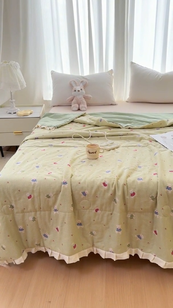 91家纺网 家纺一手货源 找家纺 （总）【疆东】2026高端法式韩版花边A类母婴级印花全棉双层纱单夏被子清新公主风荷叶边纯棉双层纱夏凉被空调被春秋被送包装