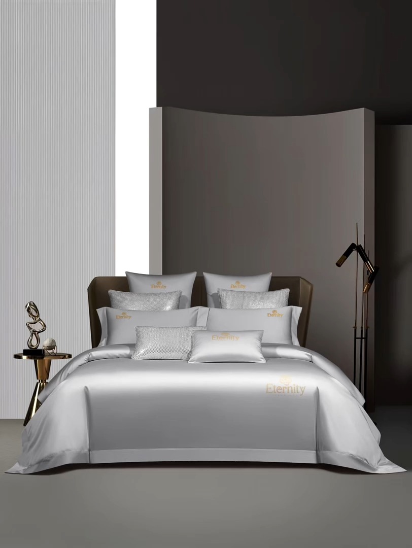 91家纺网 家纺一手货源 找家纺 100支皇妃缎100%全棉烫片纯色四件套长绒棉 永恒灰色