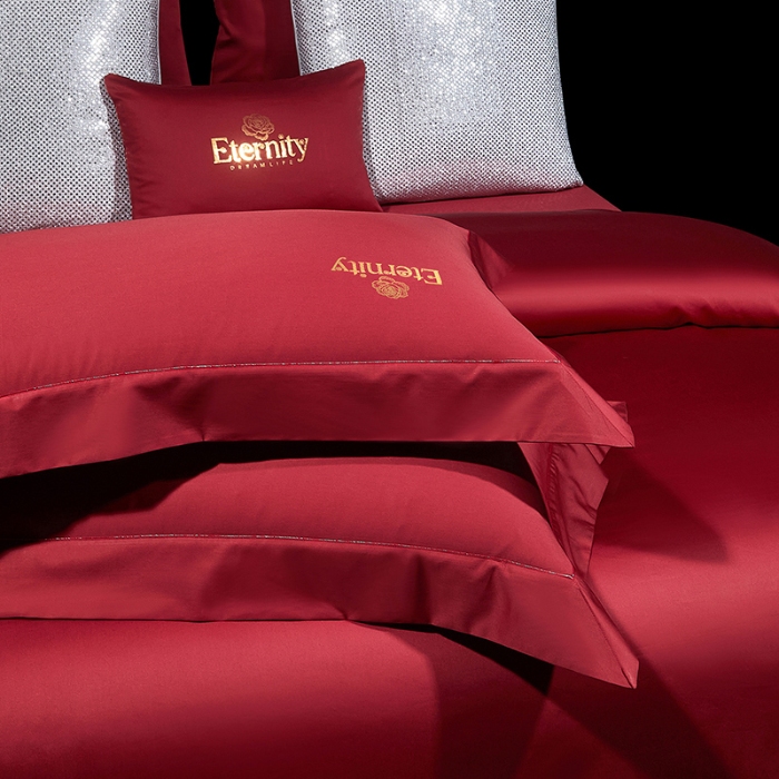 91家纺网 家纺一手货源 找家纺 100支皇妃缎100%全棉烫片纯色四件套长绒棉 永恒酒红