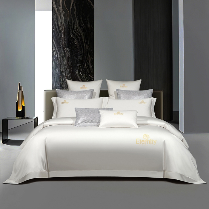 91家纺网 家纺一手货源 找家纺 100支皇妃缎100%全棉烫片纯色四件套长绒棉 永恒米白