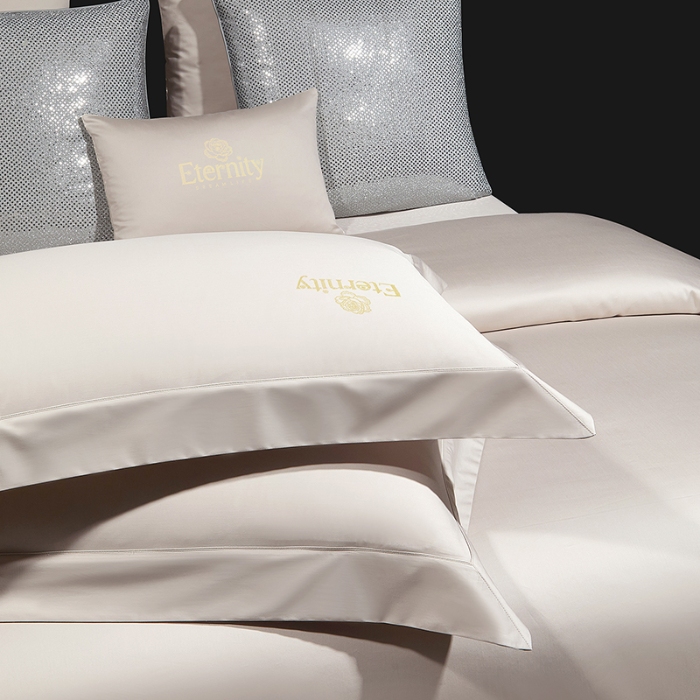 91家纺网 家纺一手货源 找家纺 100支皇妃缎100%全棉烫片纯色四件套长绒棉 永恒米灰