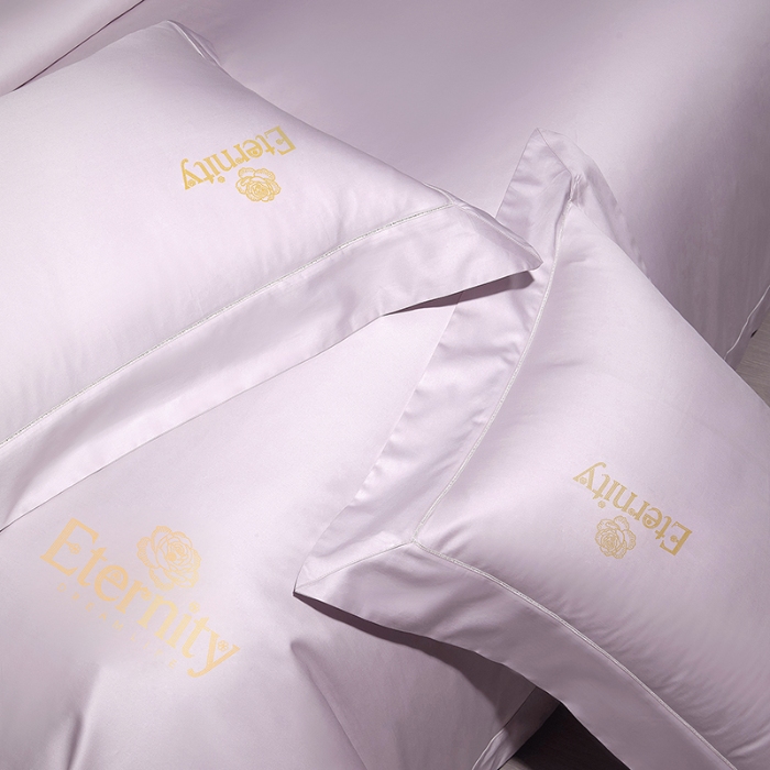 91家纺网 家纺一手货源 找家纺 100支皇妃缎100%全棉烫片纯色四件套长绒棉 永恒芋紫