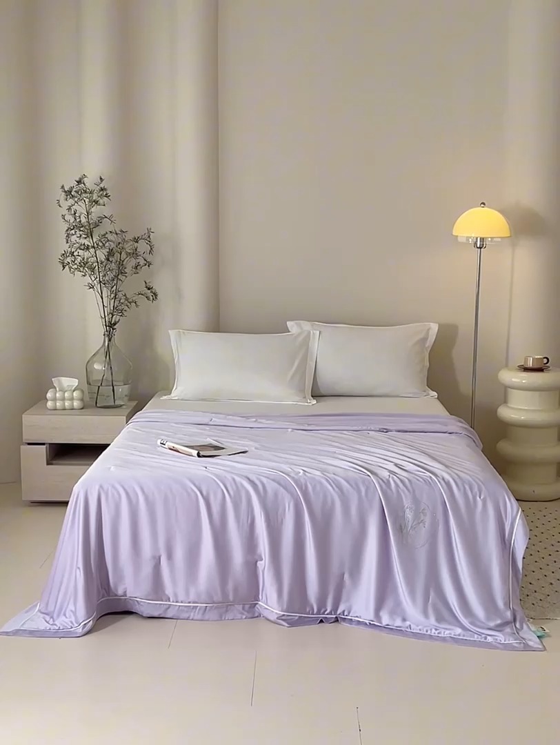 91家纺网 家纺一手货源 找家纺 100%竹纤维夏被100%桑蚕丝填充 云雾紫