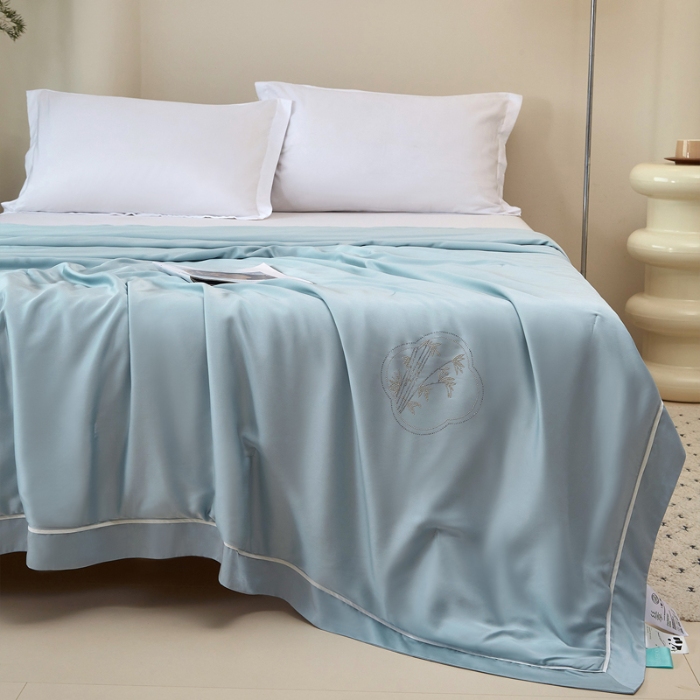 91家纺网 家纺一手货源 找家纺 100%竹纤维夏被100%桑蚕丝填充 晴川蓝