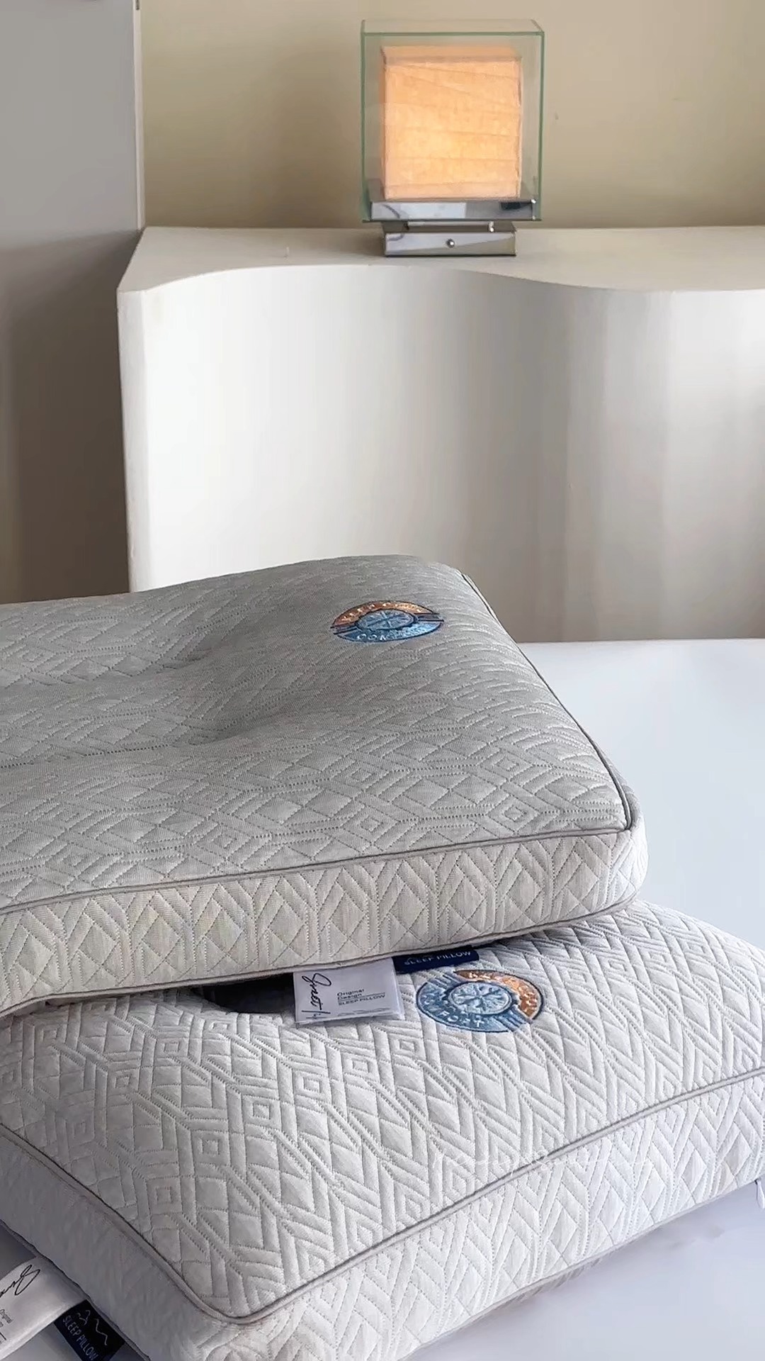 91家纺网 家纺一手货源 找家纺 （总）2026新款  清凉透气决明子护颈枕芯枕头 冰爽决明子凉感按摩成人枕芯学生枕头