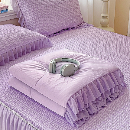 91家纺网 家纺一手货源 找家纺 （总）2026新款冰丝提花床裙款豆豆凉席三件套软席空调席套件韩式花边凉席四件套配夏凉被