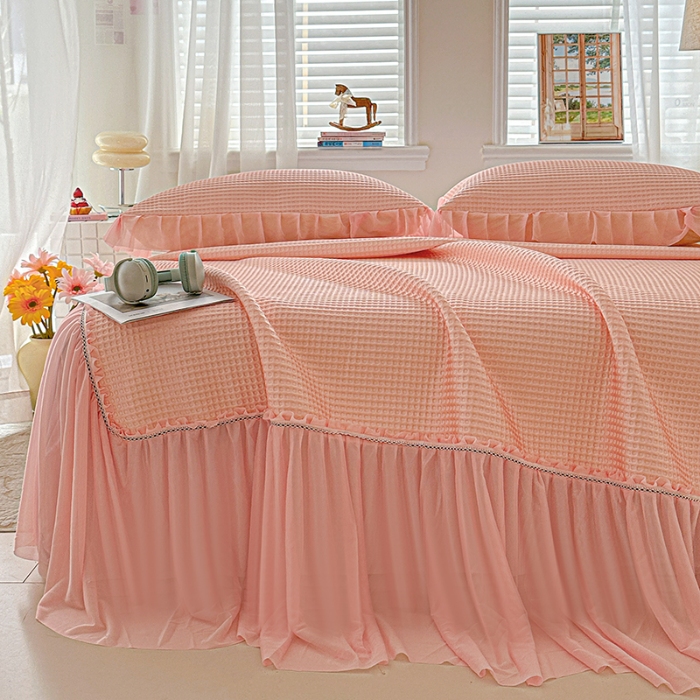 91家纺网 家纺一手货源 找家纺 （总）2026新款冰丝提花床裙款豆豆凉席三件套软席空调席套件韩式花边凉席四件套配夏凉被