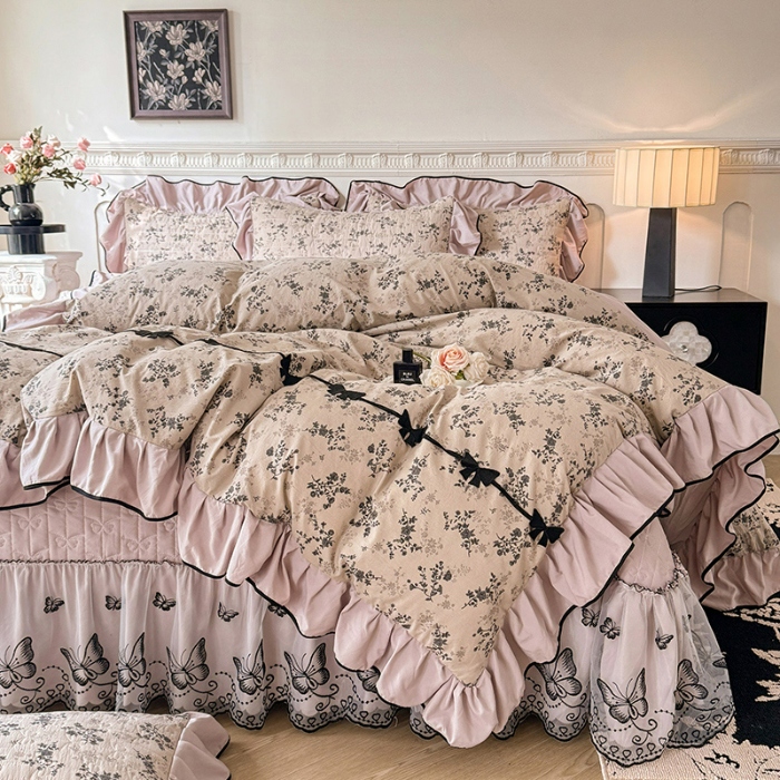 91家纺网 家纺一手货源 找家纺 （总）（总）苏米娜家纺 2026春夏新款超柔云朵棉古法水洗棉床盖款四件套--赫本风系列