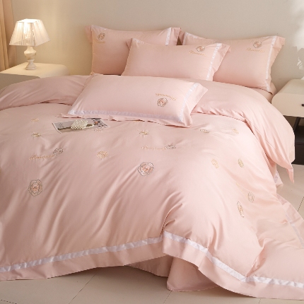 91家纺网 家纺一手货源 找家纺 （总）新方向 【控价 提供买家秀】2026新款刺绣50s双股全棉贡缎长绒棉四件套-半夏（控价 标准338元 加大358元）