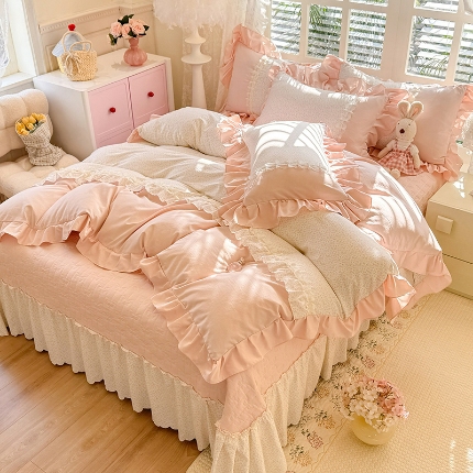 91家纺网 家纺一手货源 找家纺 （总）（总）苏米娜家纺SUMINA 2026春夏新款超柔云朵棉床盖款四件套-花甜梦系列