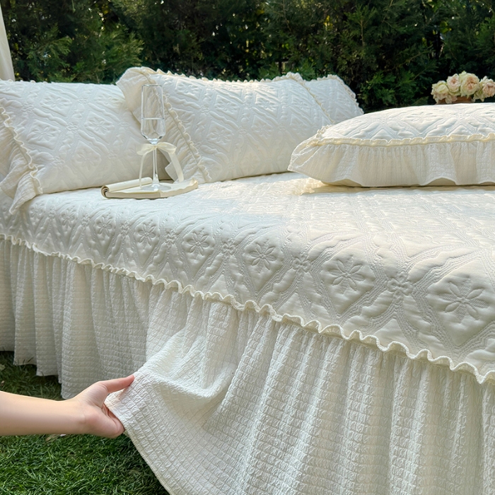 91家纺网 家纺一手货源 找家纺 （总）乐朵家居 2026新款 蒂梵朵（复合） 凉豆豆 凉席三件套