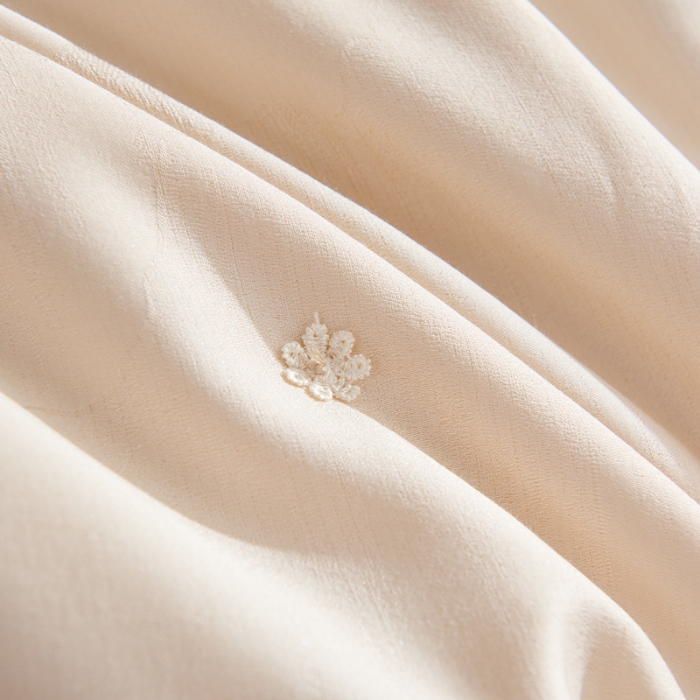 91家纺网 家纺一手货源 找家纺 （总）新品 热销桑蚕丝被 全棉桑蚕丝被 保真桑蚕丝被 夏凉被 空调被 春秋被 加厚冬被 婚庆被子 结婚被芯