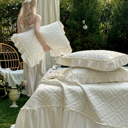 91家纺网 家纺一手货源 找家纺 （总）乐朵家居 2026新款 蒂梵朵（复合） 凉豆豆 凉席三件套