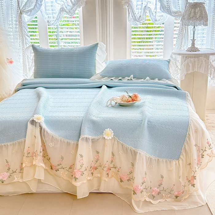 91家纺网 家纺一手货源 找家纺 苏米娜家纺SUMINA 2026新款PE高分子弯边工艺床裙款凉席三件套-可心 可心-冰川兰 