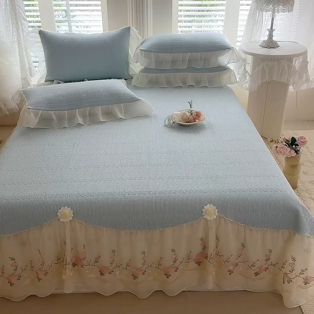 91家纺网 家纺一手货源 找家纺 苏米娜家纺SUMINA 2026新款PE高分子弯边工艺床裙款凉席三件套-可心 可心-冰川兰 
