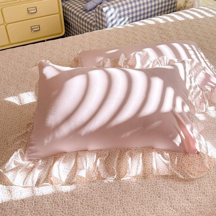 91家纺网 家纺一手货源 找家纺 苏米娜家纺SUMINA 2026新款春夏超柔纯棉水洗棉木棉云朵棉床盖款四件套-艾洛花园系列 艾洛花园-童 话粉