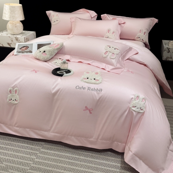 91家纺网 家纺一手货源 找家纺 （总）星蕴家纺 2026新款卡通长绒棉纯棉绣花四件套-甜心小兔