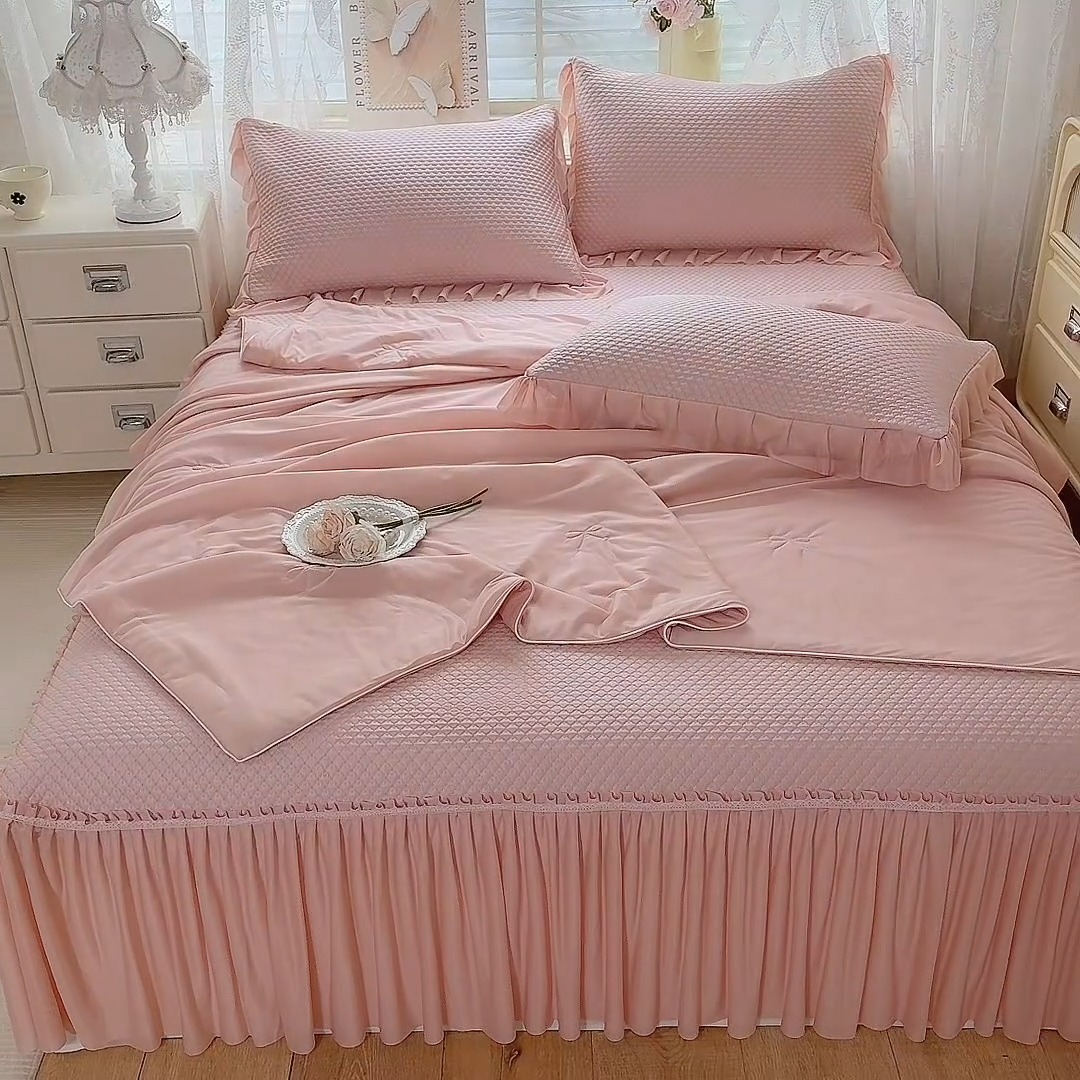 91家纺网 家纺一手货源 找家纺 （总）苏米娜家纺SUMINA 2026新款高克重泡泡席乙纶中分子冰豆豆蕾丝床裙夏季冰丝软席四件套-minmin