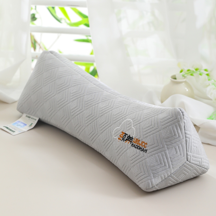 91家纺网 家纺一手货源 找家纺 （总）仁宇枕业 2026新款夏季清凉颈氧三角护颈护腰花草荞麦枕头枕芯