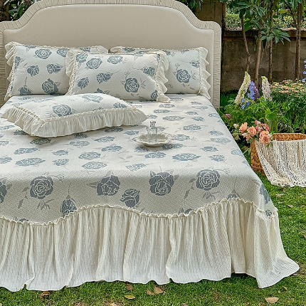 91家纺网 家纺一手货源 找家纺 乐朵家居 2026新款 奶芙 玫瑰 弧度款 凉豆豆 凉席三件套 蓝