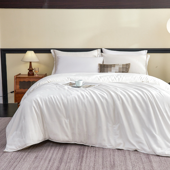 91家纺网 家纺一手货源 找家纺 （总）新品 热销桑蚕丝被 全棉桑蚕丝被 保真桑蚕丝被 夏凉被 空调被 春秋被 加厚冬被 婚庆被子 结婚被芯