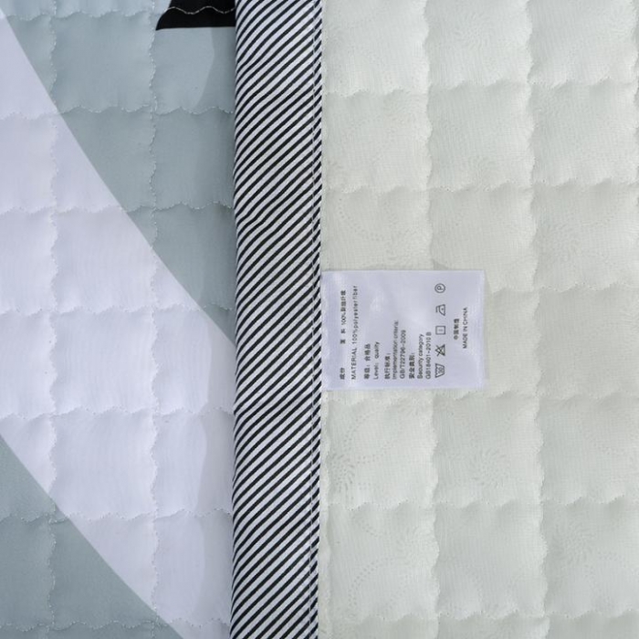 91家纺网 家纺一手货源 找家纺 沁童家纺 北欧风长方形加厚地垫儿童爬爬垫藏宝图