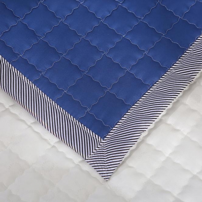 91家纺网 家纺一手货源 找家纺 沁童家纺 北欧风长方形加厚地垫儿童爬爬垫动物乐园