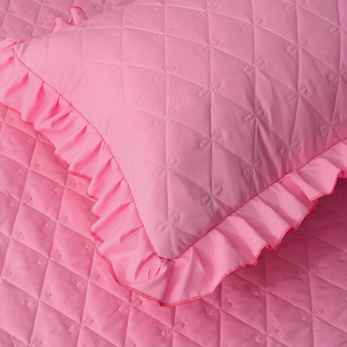 91家纺网 家纺一手货源 找家纺 艾晶美 2018冬款夹棉床裙三件套 丛林烈鸟-粉色