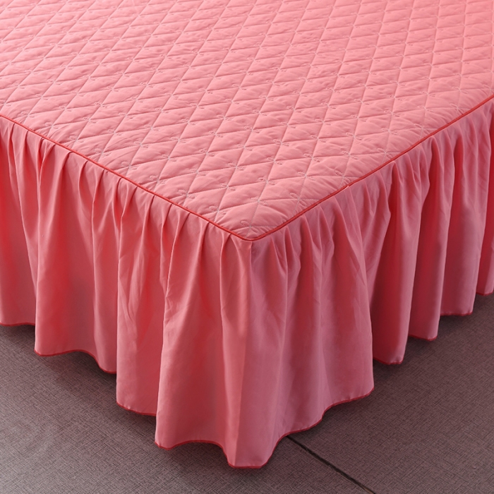 91家纺网 家纺一手货源 找家纺 艾晶美 2018冬款夹棉床裙三件套 丛林烈鸟-玉色