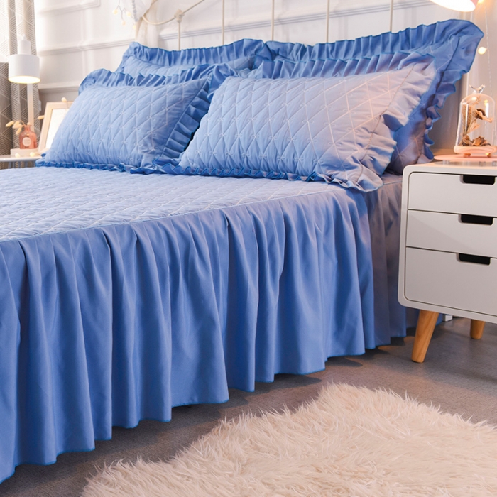 91家纺网 家纺一手货源 找家纺 艾晶美 2018冬款夹棉床裙三件套 小蜜蜂-天蓝