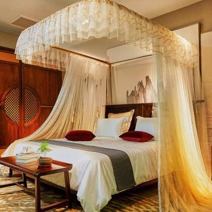 91家纺网 家纺一手货源 找家纺 艾晶美家纺  2019新款印花轨道落地蚊帐 金碧辉煌