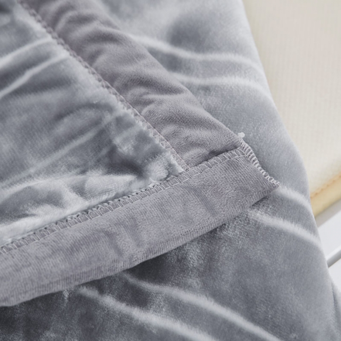 91家纺网 家纺一手货源 找家纺 凯轩毛毛毯毯子 2019新款加厚儿童云毛毯毯子 帽子熊