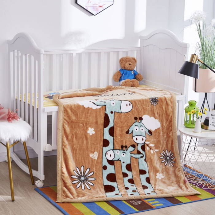 91家纺网 家纺一手货源 找家纺 凯轩毛毛毯毯子 2019新款加厚儿童云毛毯毯子 三个小伙伴