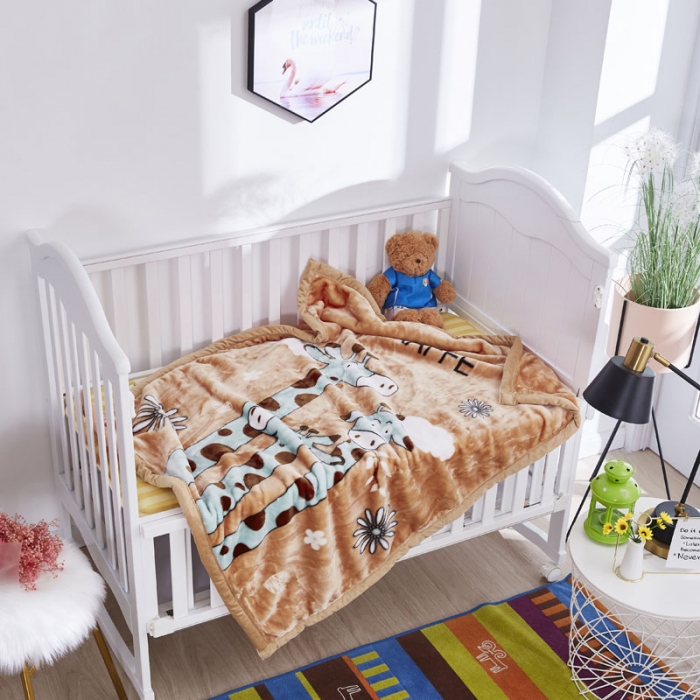 91家纺网 家纺一手货源 找家纺 凯轩毛毛毯毯子 2019新款加厚儿童云毛毯毯子 三个小伙伴