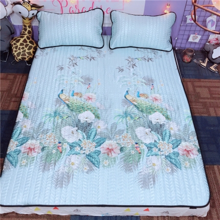 91家纺网 家纺一手货源 找家纺 （总）金爱家家纺 可机洗大版卡通冰丝空调凉席软实拍图1