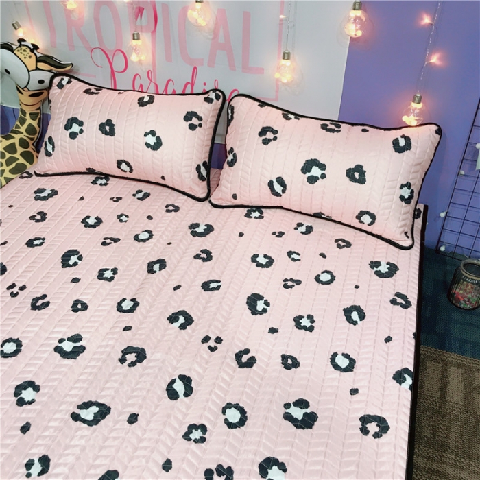 91家纺网 家纺一手货源 找家纺 （总）金爱家家纺 可机洗大版卡通冰丝空调凉席软实拍图1