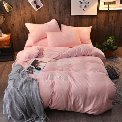 91家纺网 家纺一手货源 找家纺 （总）卡巴伦 肌理纹牛奶绒绣花款系列四件套