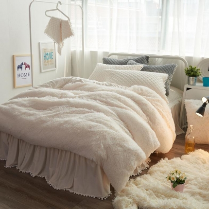 91家纺网 家纺一手货源 找家纺 （总）嗨购家纺 水貂绒四件套送抱枕（全有现货）