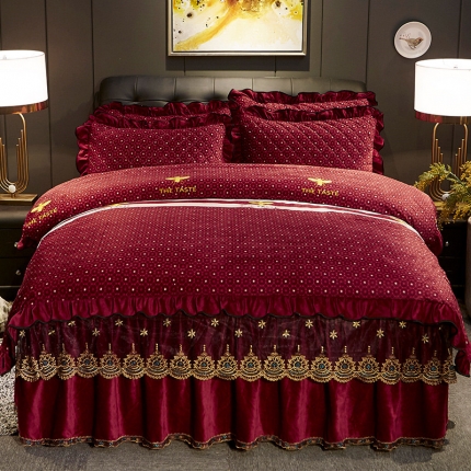 91家纺网 家纺一手货源 找家纺 （总）宜凡家纺 2019新款水晶绒印花系列床裙四件套