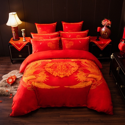 91家纺网 家纺一手货源 找家纺 （总）宜凡家纺 2019新款水晶绒数码印花婚庆四件套