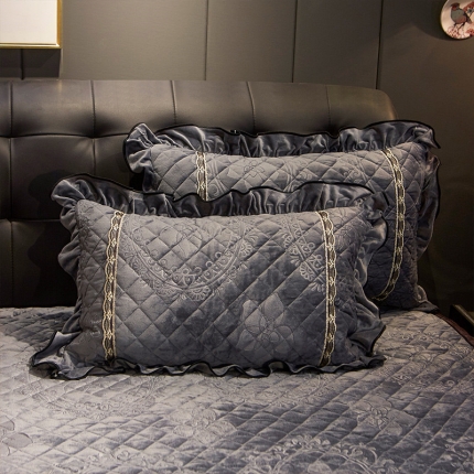 宜凡家纺 2019新款水晶绒夹棉床裙枕套 花之都-银灰