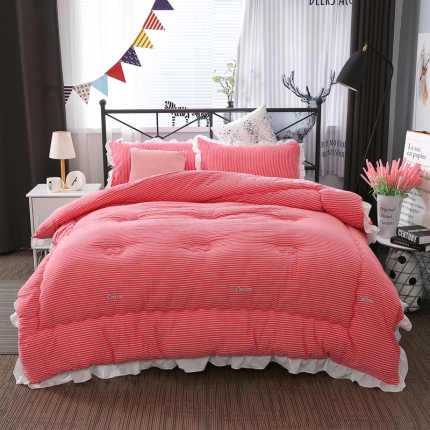 91家纺网 家纺一手货源 找家纺 （总）畅畅家纺 韩版荷叶边时尚小清新条纹水洗棉冬被