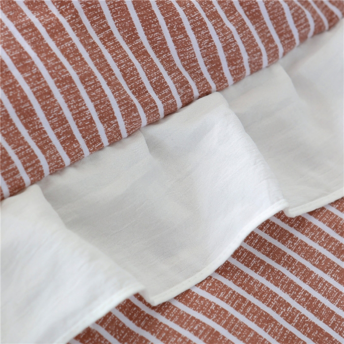 91家纺网 家纺一手货源 找家纺 畅畅家纺 韩版荷叶边时尚小清新条纹水洗棉冬被 咖啡色