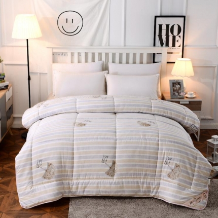 91家纺网 家纺一手货源 找家纺 畅畅家纺 亲肤绒磨毛羽丝绒冬被银杏叶-灰