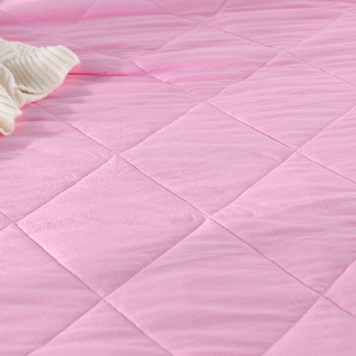 91家纺网 家纺一手货源 找家纺 畅畅家纺 双层荷叶边水洗棉夏被空调被夏凉被可搭配四件套粉色