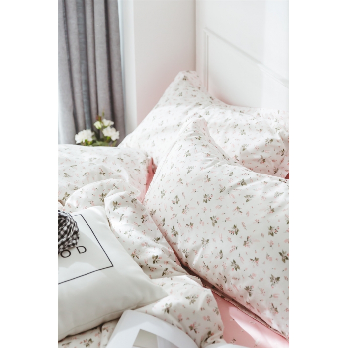 91家纺网 家纺一手货源 找家纺 棉眠 童话13372系列四件套床单款婉约