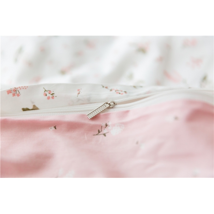 91家纺网 家纺一手货源 找家纺 棉眠 童话13372系列四件套床单款婉约