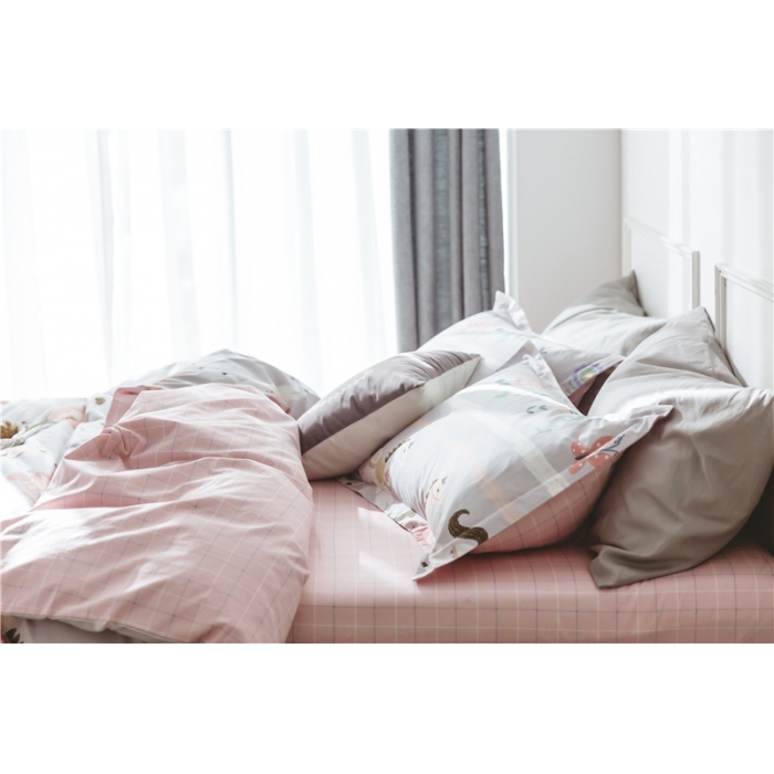 91家纺网 家纺一手货源 找家纺 棉眠 童话13372系列四件套床单款旋转木马